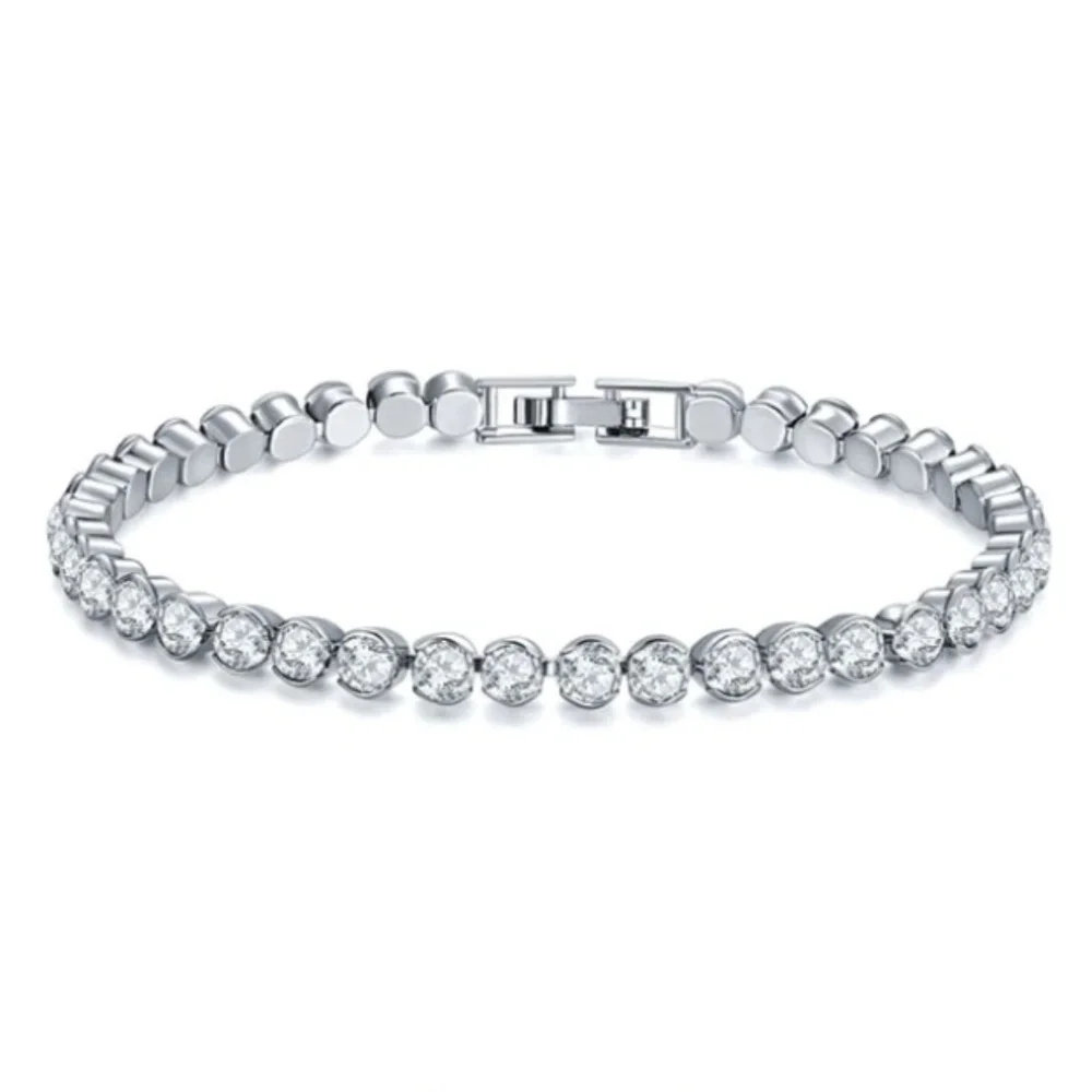Tennis Bracelet Diamondique Simulated Diamond